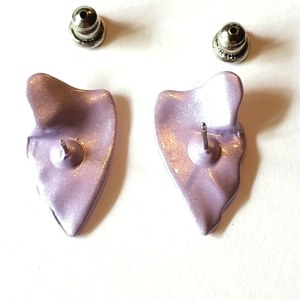 Enamel Shell Earrings 2 pair